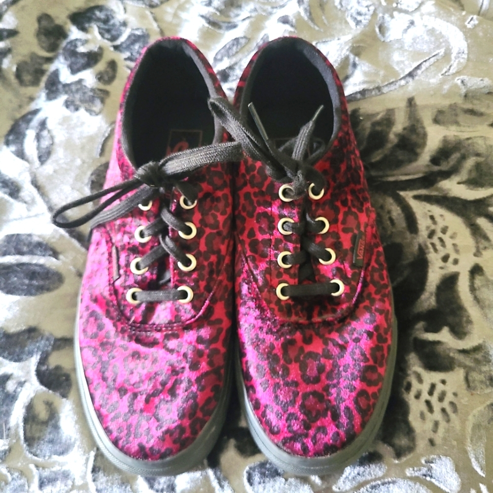 Velour Van's size 8
